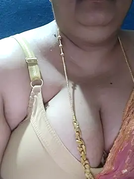 tamilthanushrin Live XXX chat