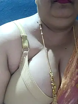 tamilthanushri 라이브 XXX 채팅