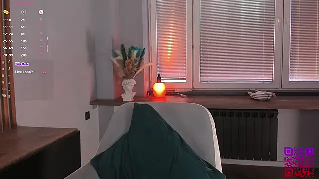 OssieCrews' Live XXX Chat