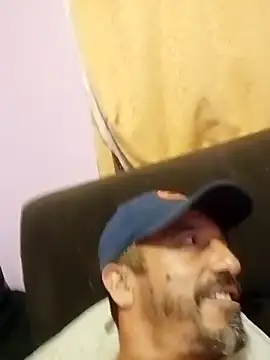 Chat XXX en directo de Tristan40@xh