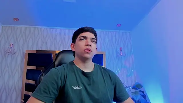 Chat XXX en directo de Julian_Mercier