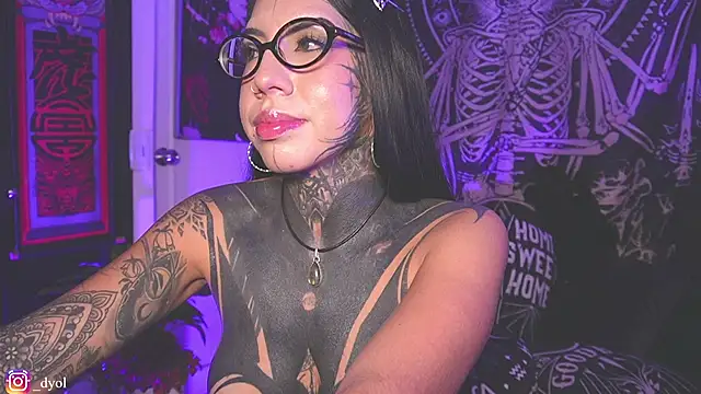 Dalia_Vorhees Chat XXX in diretta