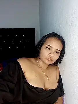 XXX chat uživo modela Emily_Rouse23