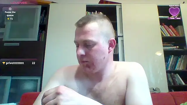 Matttthees 网络视讯表演