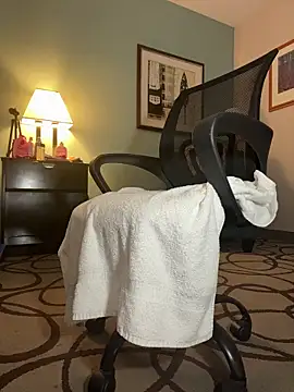 CinnaCakesss' Live XXX Chat