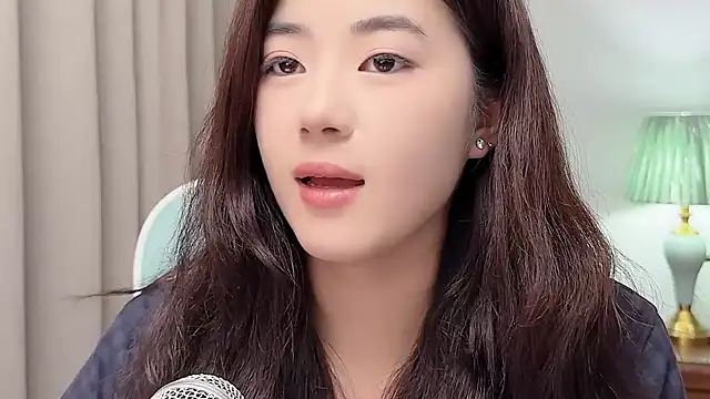 Nicole20266 在線直播表演