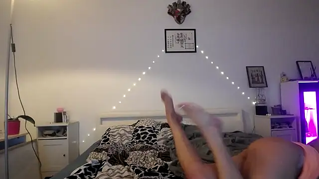 OrchideaxxのライブXXXチャット