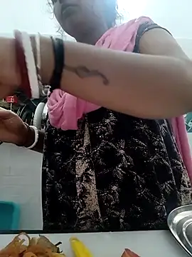 Hot-Tinaa's Webcam Show