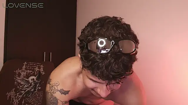 BjornSteel's Live XXX Chat