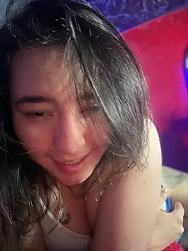 Sophie_LS Adlı Modelin Canlı XXX Sohbeti