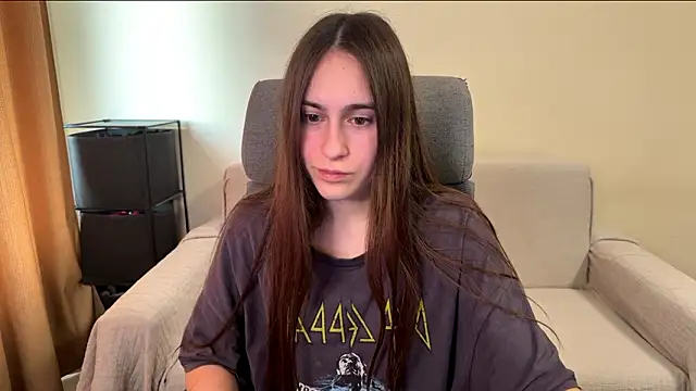 AliceKollttのライブXXXチャット