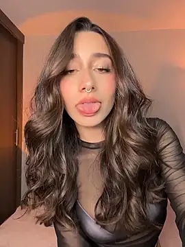 hottiecattiee Adlı Modelin Canlı XXX Sohbeti