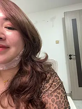 Angie_88: онлайн-секс-чат