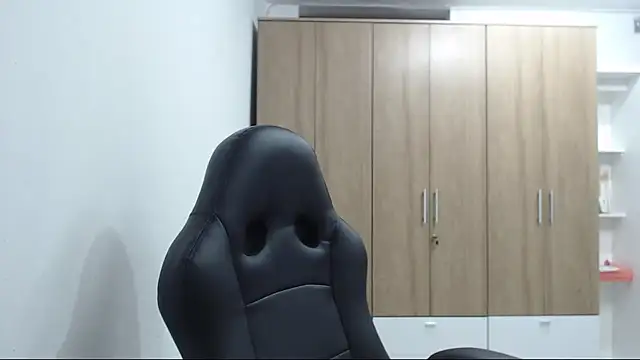 RoxanaLove9 Live XXX-chat