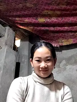 gio-thu Live XXX Chat