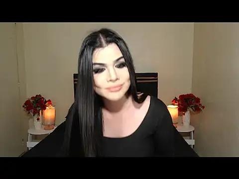 SelenaHermosaMistress: διαδικτυακό σόου στην κάμερα