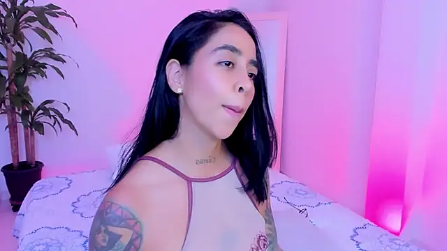 sophierooy22's Live XXX Chat