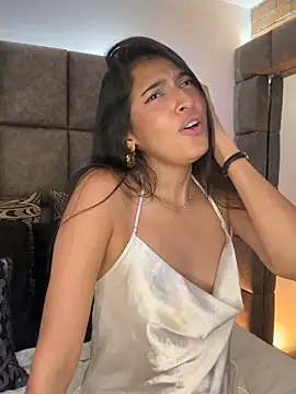 BrigitteVons' Live XXX Chat