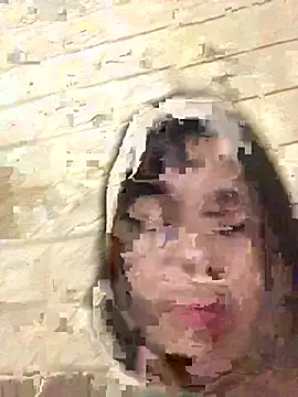 Sarahkiu's Live XXX Chat