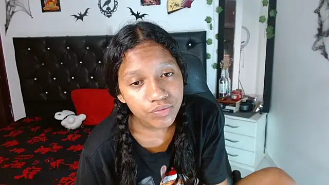 Luna_Ebony_'s Live XXX Chat