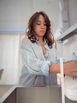 Chat +18 de QuietNicole ao vivo