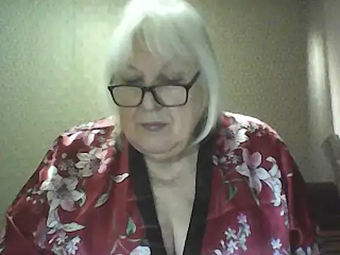 Alexia64231's Webcam Show