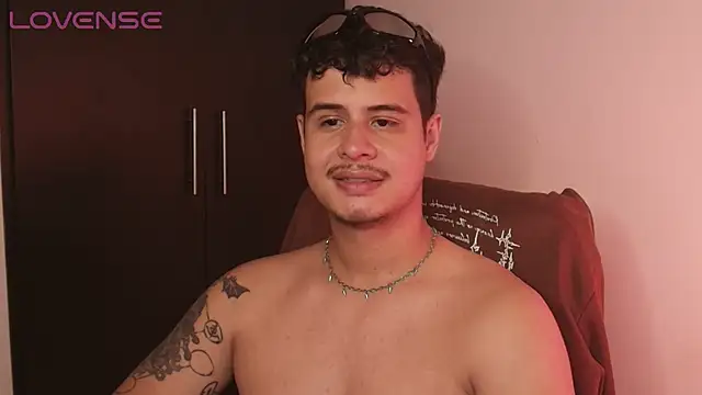 Chatroom XXX en direct de BjornSteel