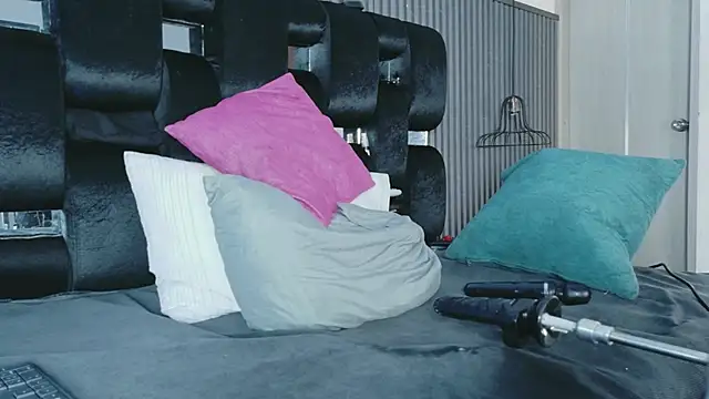 levana1's Live XXX Chat