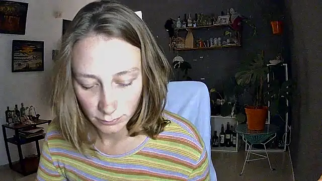 mediadescocida's Live XXX Chat