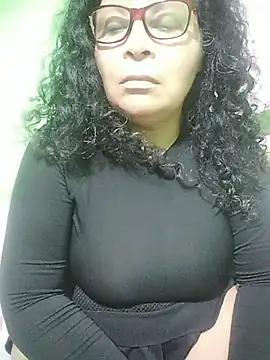 Amarantha25's Live XXX Chat