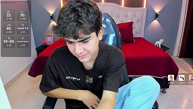 Tommy18__ Chat XXX in diretta