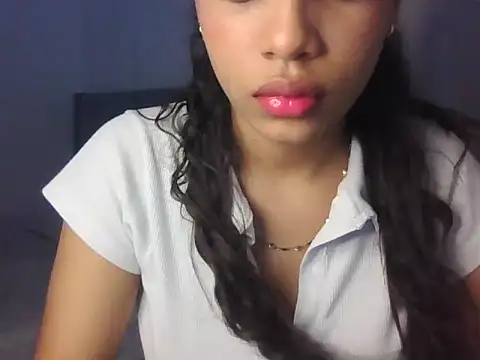 دردشة VictoriaSkinny الجنسية المباشرة