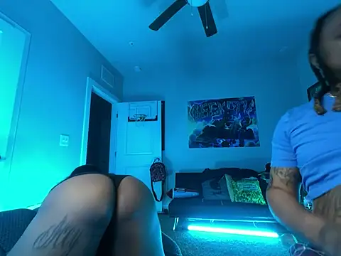 4EVAGLACIERS 라이브 XXX 채팅