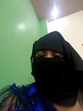 Aafreen_36: διαδικτυακό σόου στην κάμερα