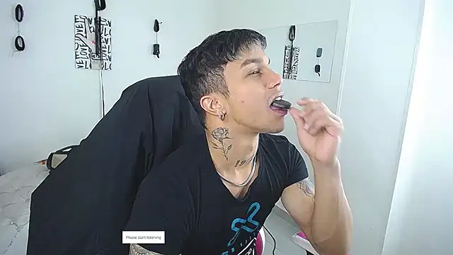 Leonard_Price's Live XXX Chat