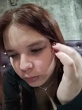 Luluu063i Chat XXX in diretta