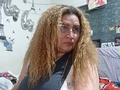 Perla1981--: онлайн-секс-чат