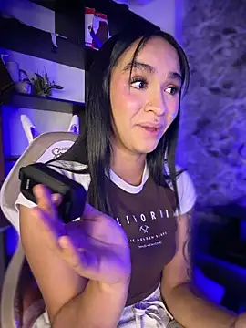 Chat XXX en directo de Isabella-Teen