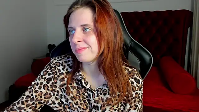 XXX chat uživo modela FreyaVey