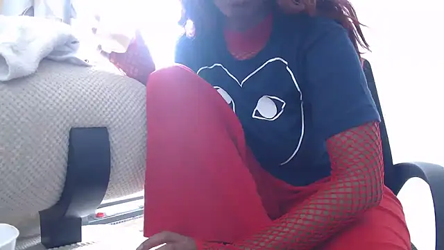 CurvyGlass' Live XXX Chat