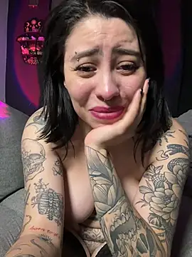 Draculona-666 – Naživo XXX chat