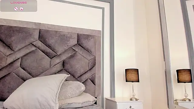 TahliaMoreau's Live XXX Chat