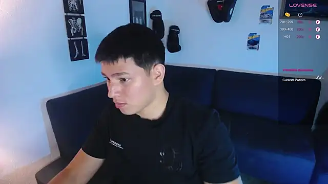 JamesCr_ Webcam-Show