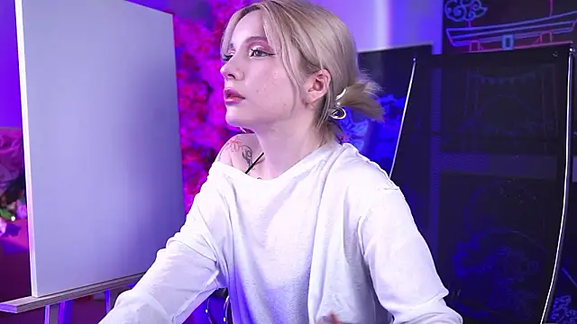 AuroraWrenfield Chat XXX live