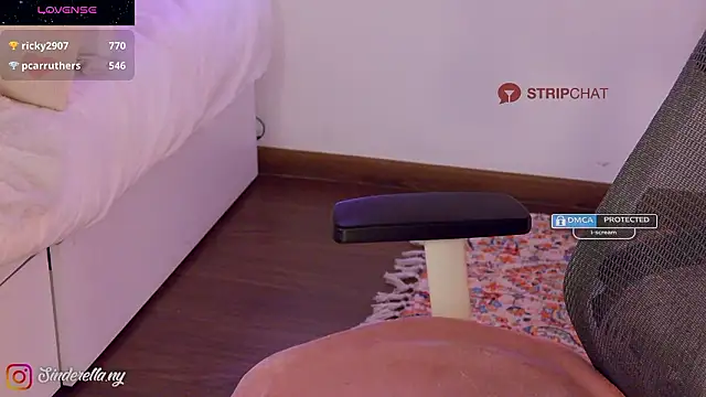 i-scream's Live XXX Chat