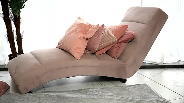 MysticLayla: απευθείας συνομιλία ΧΧΧ