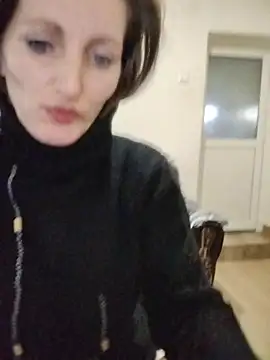 Živý XXX chat CrazyMaya39