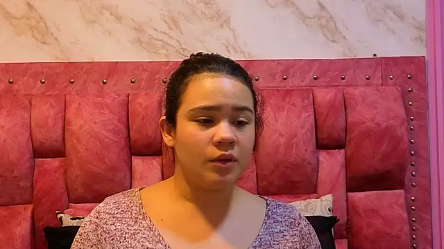 ValeryMorales Adlı Modelin Canlı XXX Sohbeti