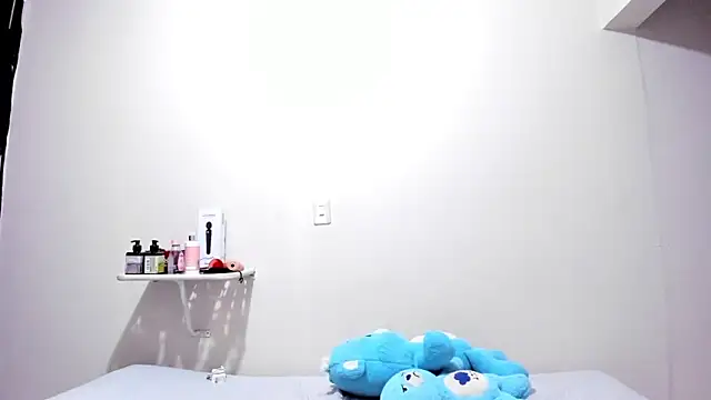 Živý XXX chat Kendall_wings