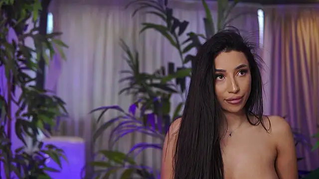 GinaValentinna Live XXX-chat